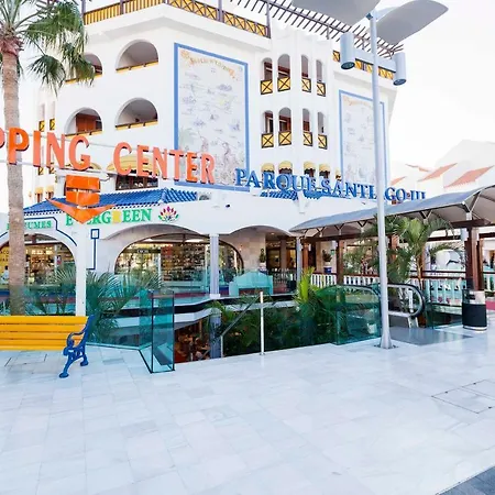 Apartamento Sara En Playa De Americas - Sara Vacation Apartment